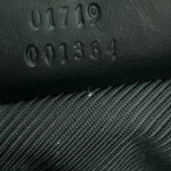 Gucci Shoulder Bag - Picture 8 of 8